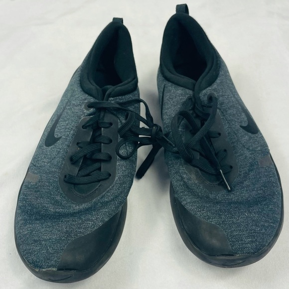 Nike Shoes - Nike sneakers